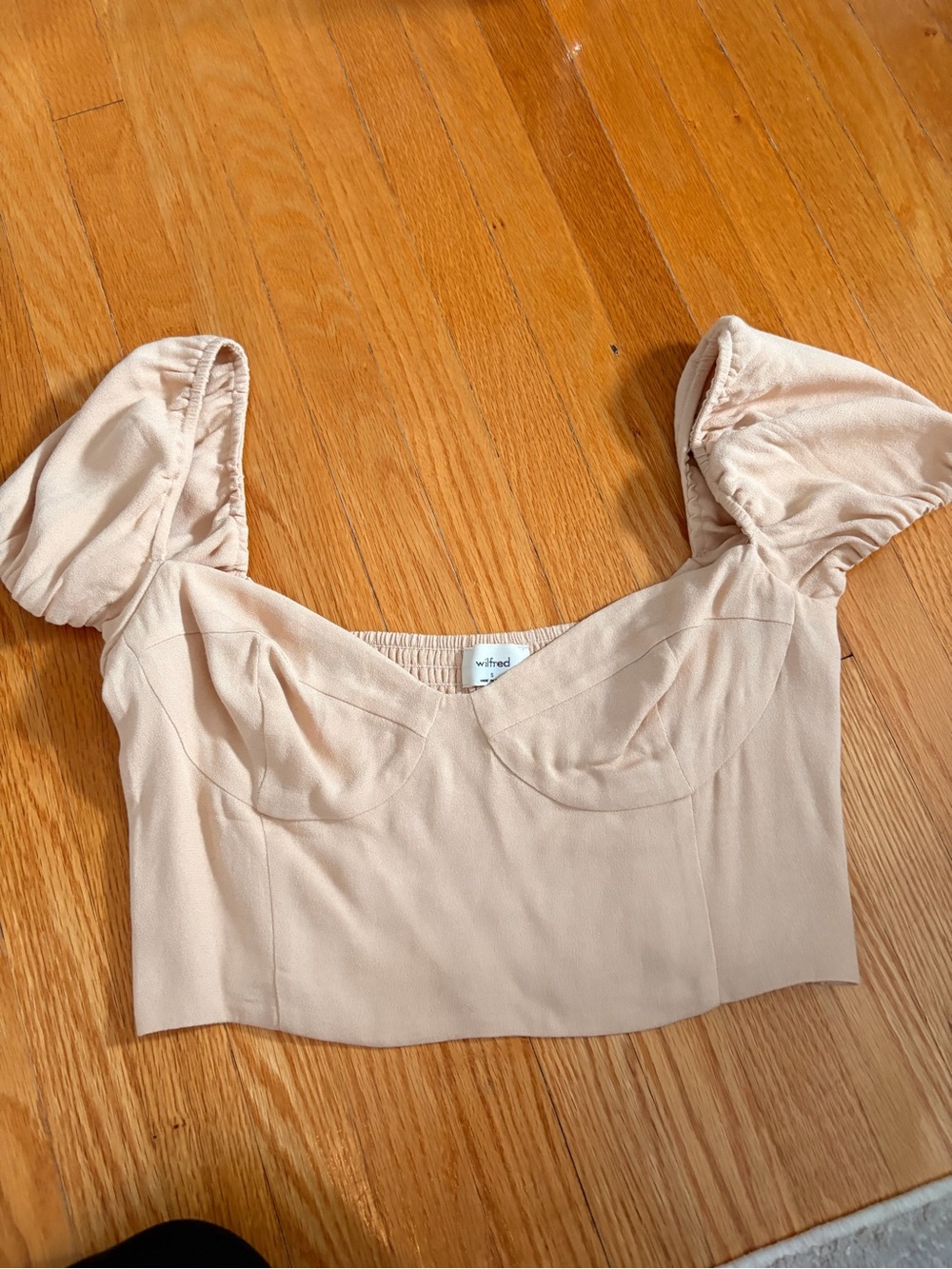 Aritzia Wilfred Blush Pink Puff-Sleeve Crop Top